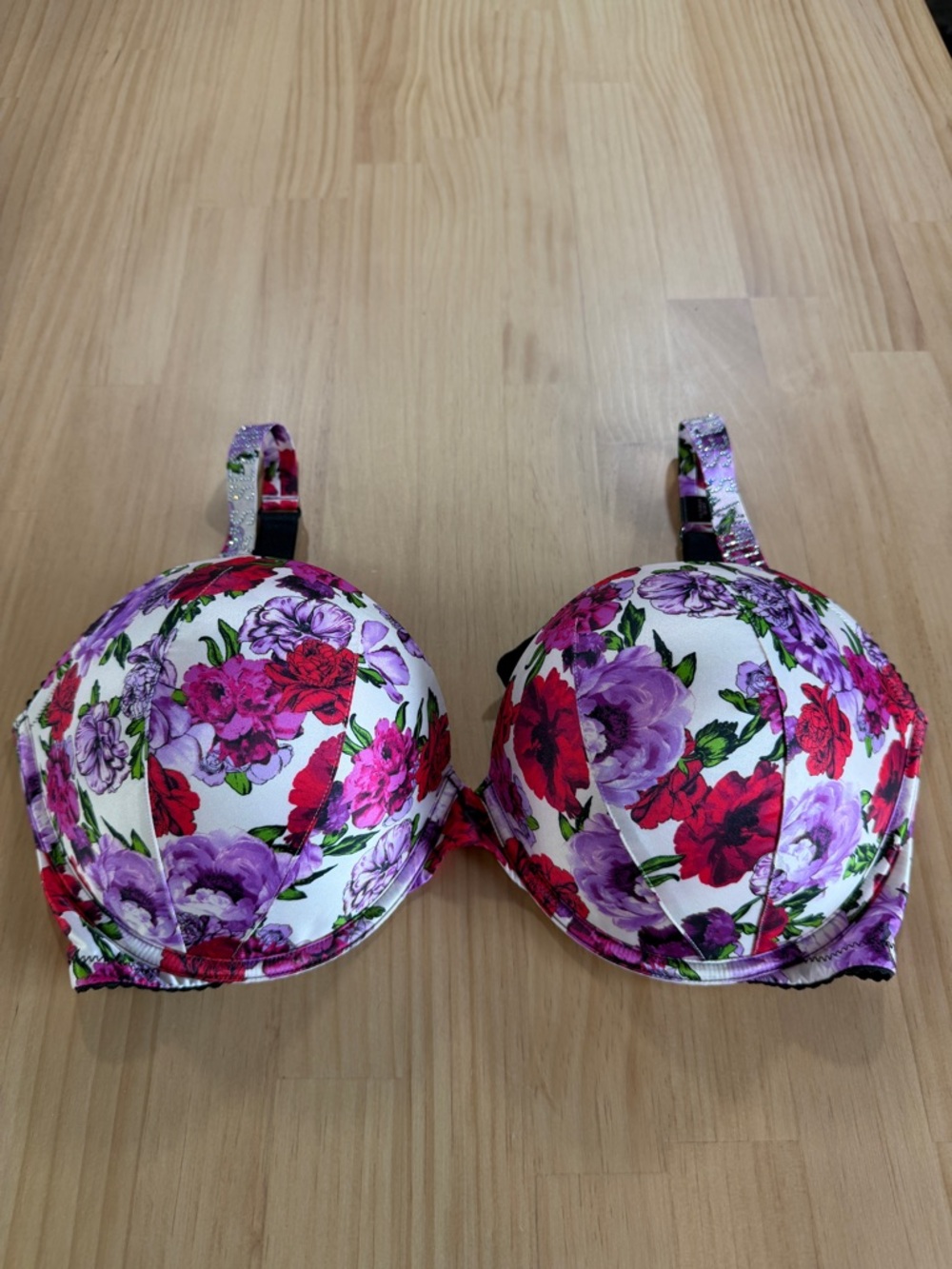 Victoria's Secret Black Bra with Light Floral Mesh Lining B6